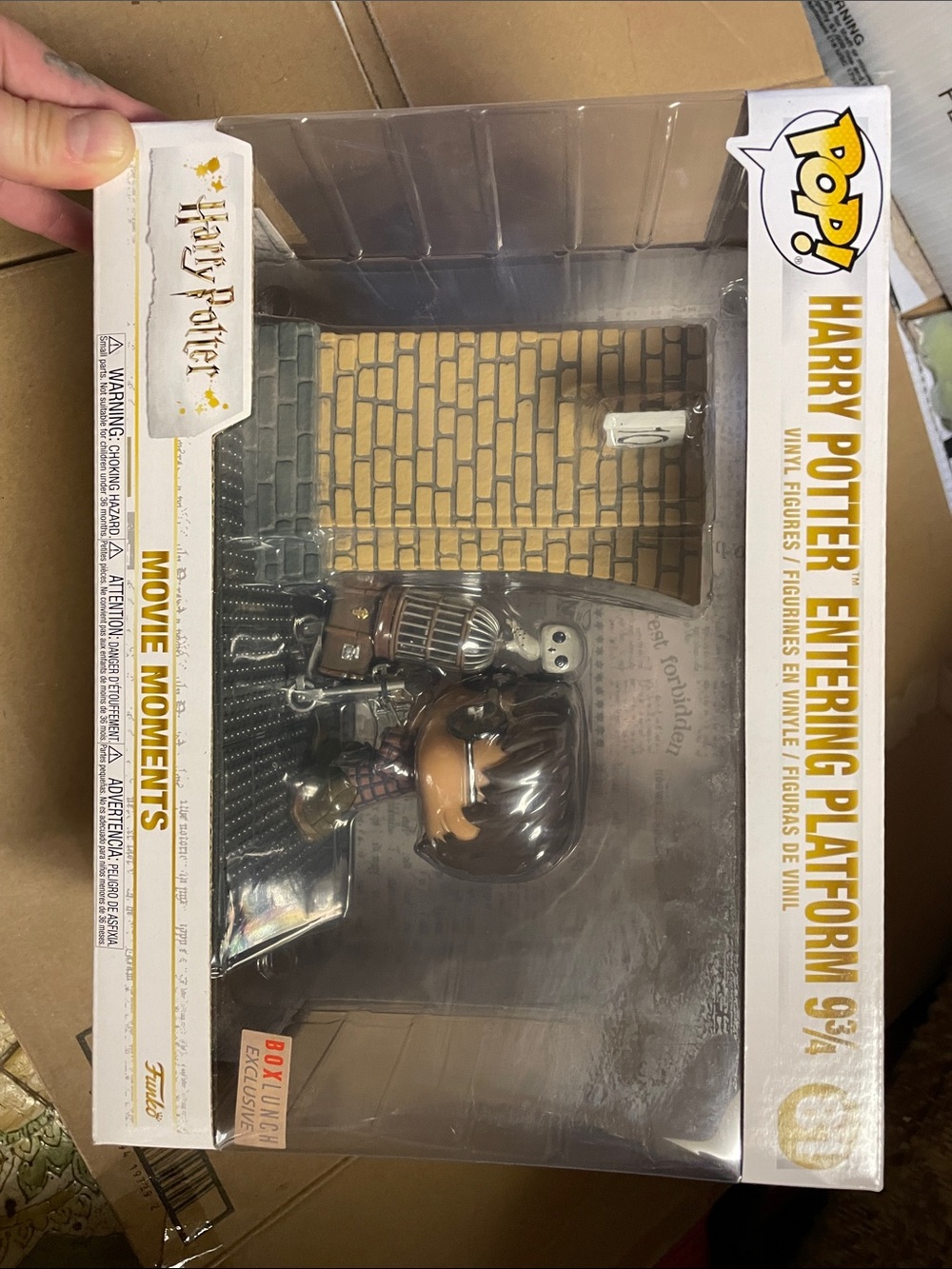 Funko Harry Potter Movie Moments Figure with Brick Backdrop - Brown, Black, Gold